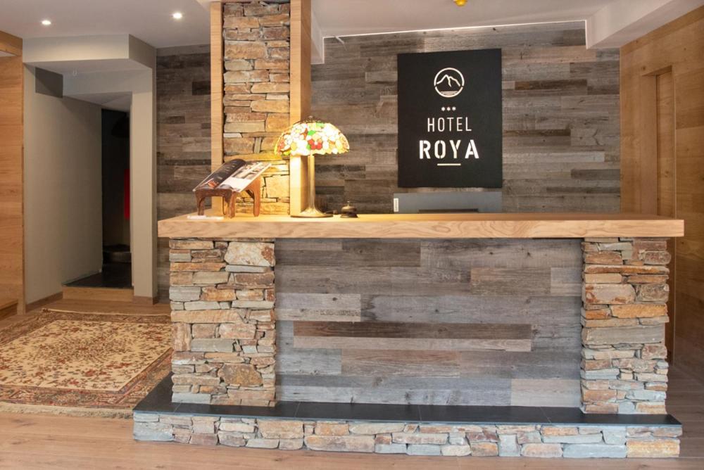 Hotel Roya Espot Exterior foto